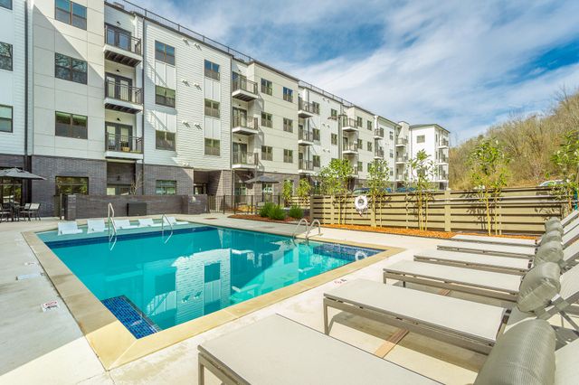 782 Riverfront Parkway 419, Chattanooga, TN 37402