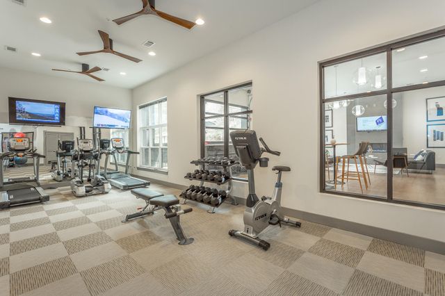 782 Riverfront Parkway 419, Chattanooga, TN 37402