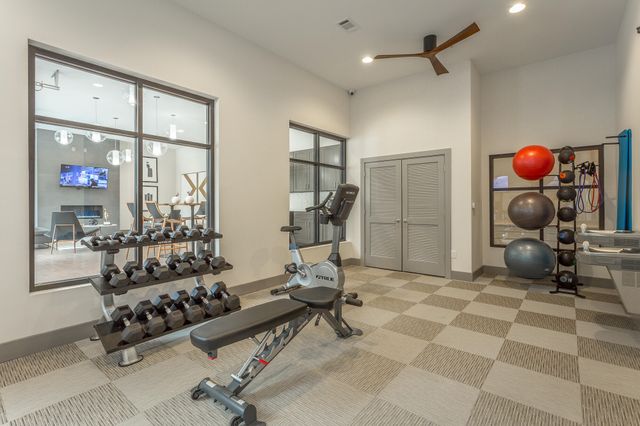 782 Riverfront Parkway 419, Chattanooga, TN 37402