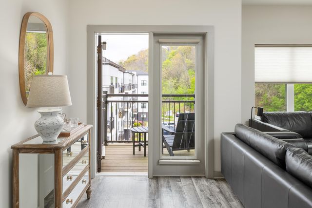 782 Riverfront Parkway 419, Chattanooga, TN 37402