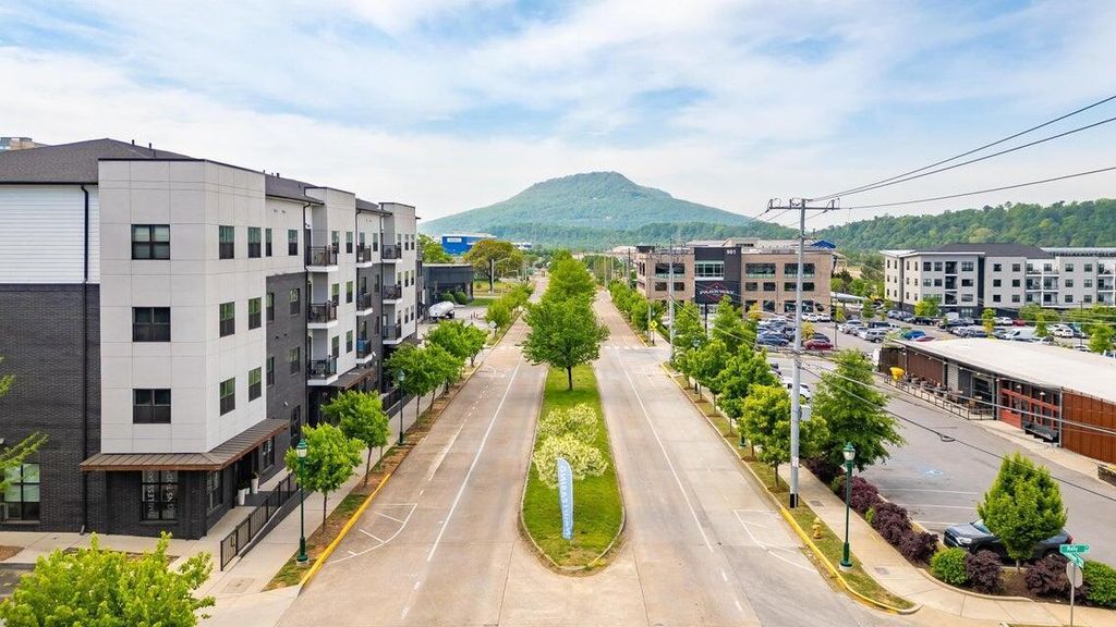 782 Riverfront Parkway 419, Chattanooga, TN 37402