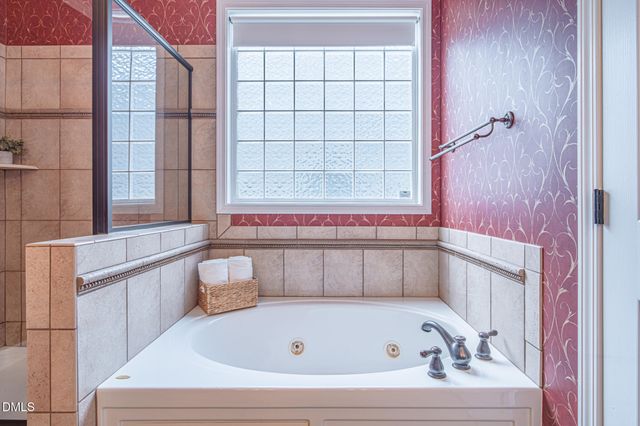 122 Star Flower Court, Apex, NC 27539