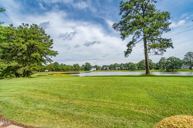 122 Star Flower Court, Apex, NC 27539