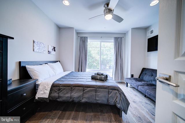 1513 S LAMBERT ST, Philadelphia, PA 19146