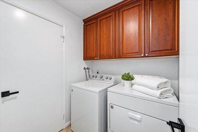 619 S Ahwanee Terrace, Sunnyvale, CA 94085
