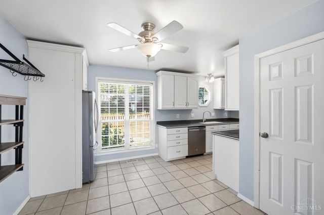 2823 Keystone Drive, Cincinnati, OH 45230