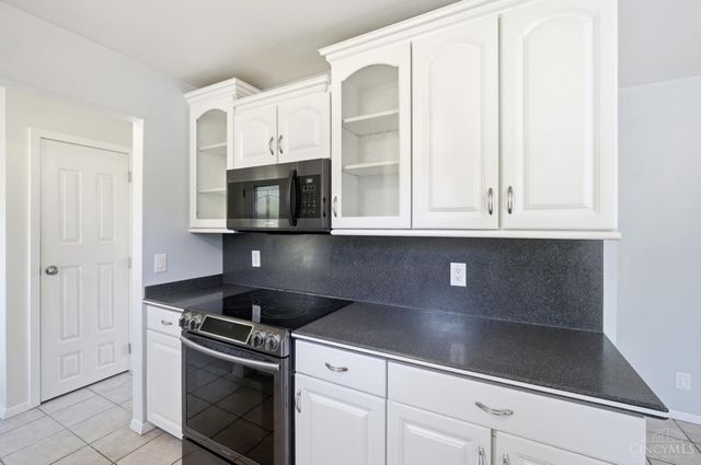 2823 Keystone Drive, Cincinnati, OH 45230
