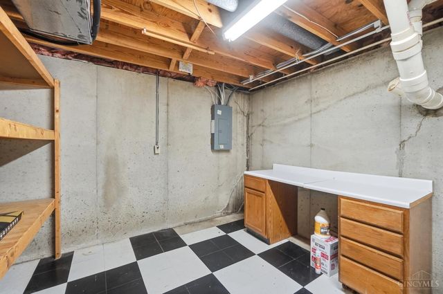 2823 Keystone Drive, Cincinnati, OH 45230