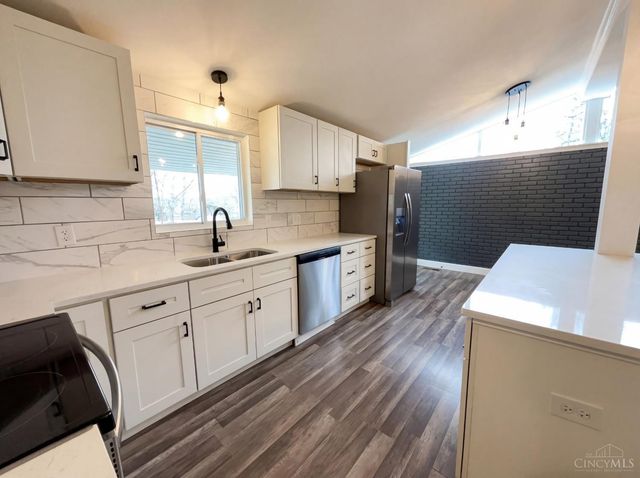 7809 View Place Drive, Springfield Twp., OH 45224