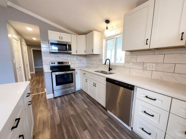 7809 View Place Drive, Springfield Twp., OH 45224