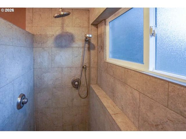 15312 Ne 43RD St, Vancouver, WA 98682