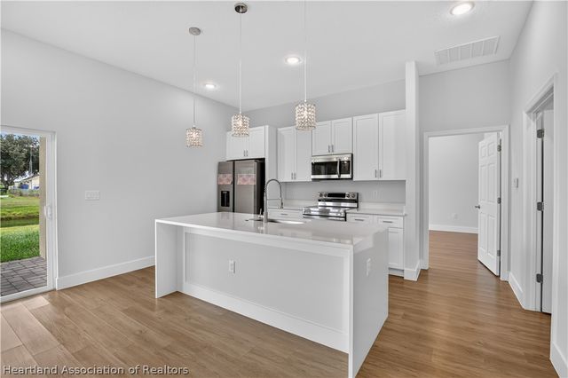 6741 Heavitree Drive, Sebring, FL 33876