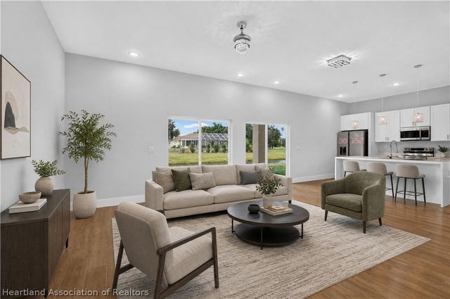 6741 Heavitree Drive, Sebring, FL 33876