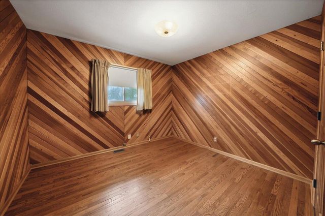 1634 Wilson Street, Munster, IN 46321