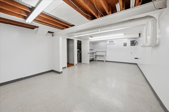 1634 Wilson Street, Munster, IN 46321