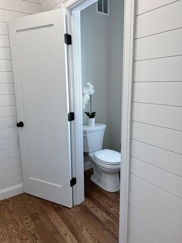 26 Danielles Way, Worcester, MA 01606