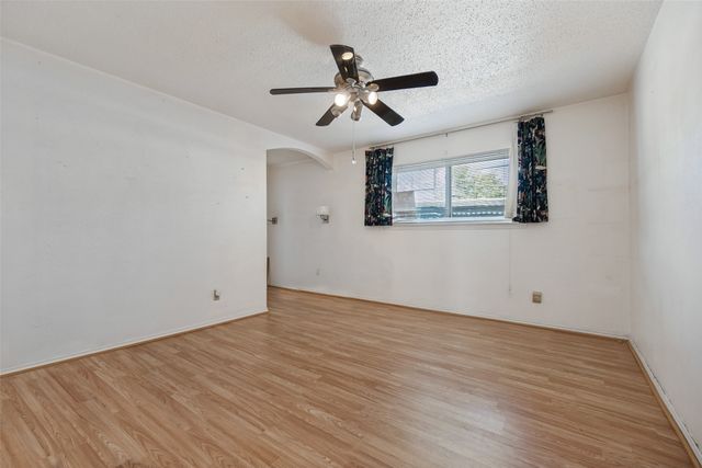 5811 Sandhurst Lane A, Dallas, TX 75206