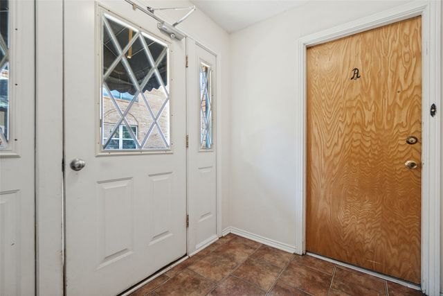5811 Sandhurst Lane A, Dallas, TX 75206