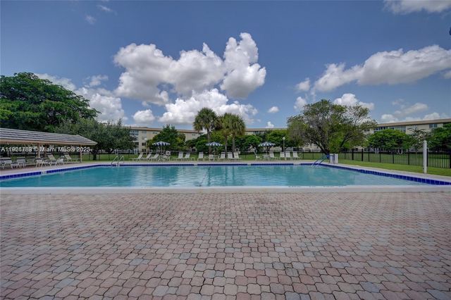 1604 Abaco Dr B3, Coconut Creek, FL 33066