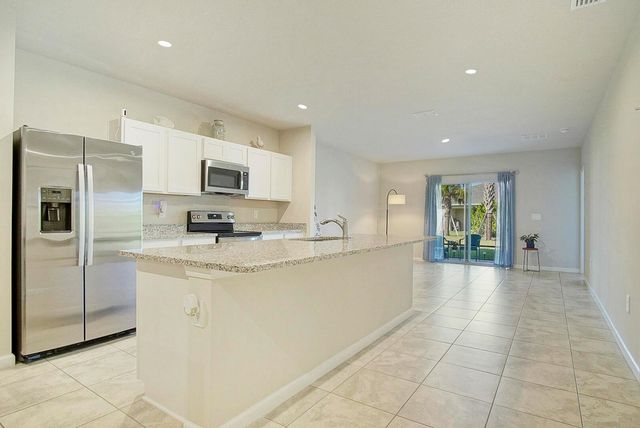 266 Raspberry Road, Fort Pierce, FL 34981