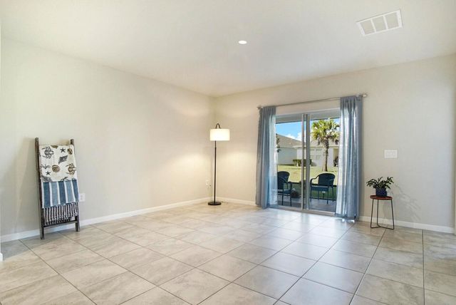 266 Raspberry Road, Fort Pierce, FL 34981