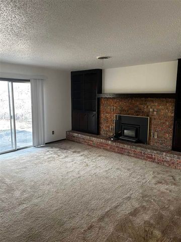 6121 NW Cheyenne Ave, Lawton, OK 73505