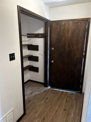 6121 NW Cheyenne Ave, Lawton, OK 73505