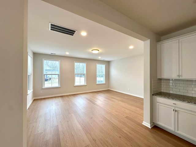 8803 Lannister Drive, North Charleston, SC 29420