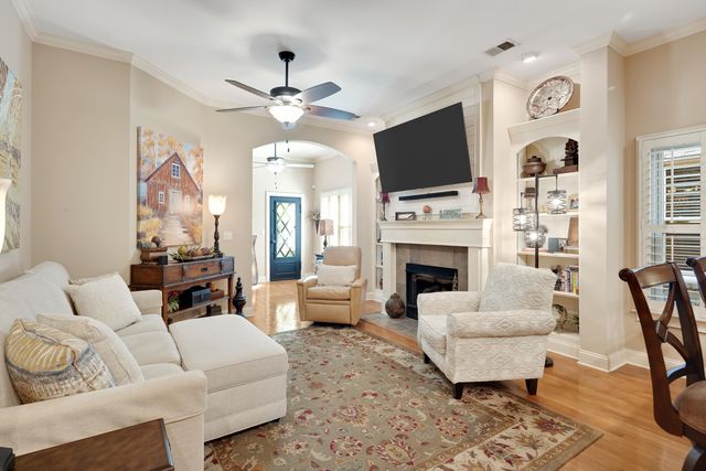 833 MCFERRIN LN, Collierville, TN 38017