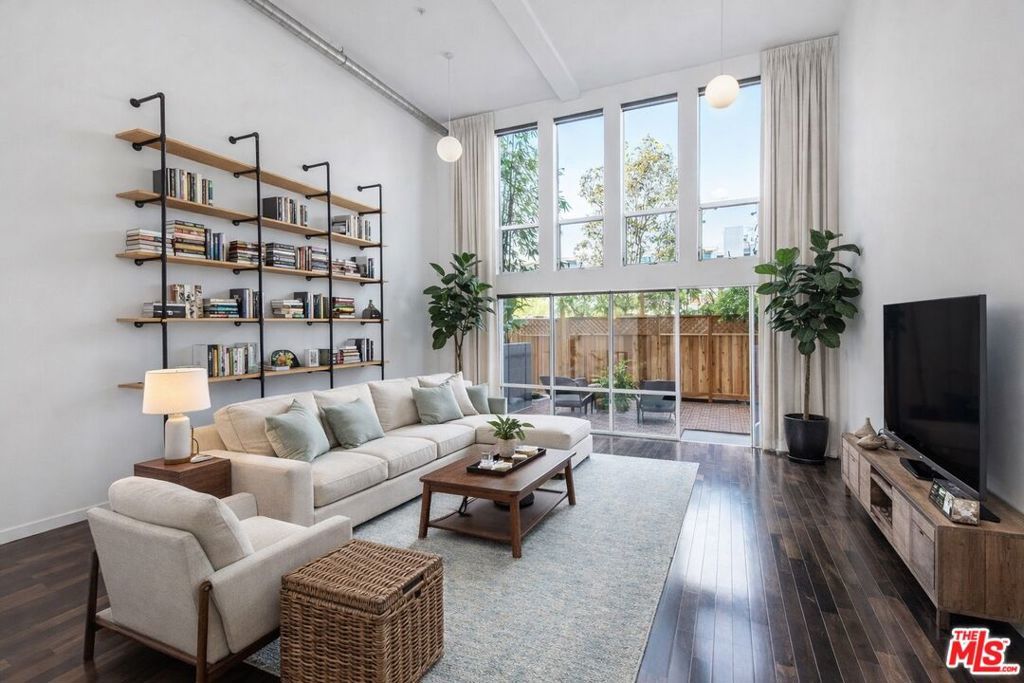 4215 Glencoe Avenue 130, Marina Del Rey, CA 90292