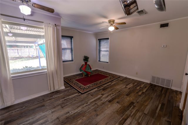 10465 Ferguson Road, Dallas, TX 75228