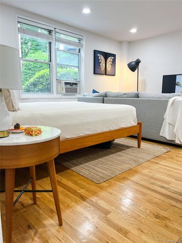 510 Dubois Avenue 6A, Valley Stream, NY 11581
