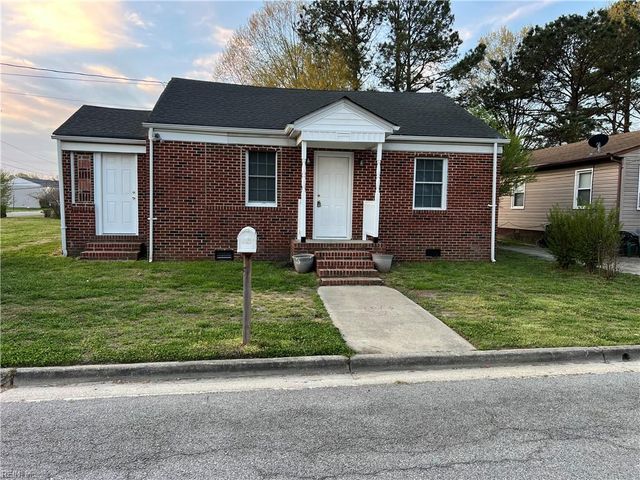 1207 Rosewood AVE, Franklin, VA 23851