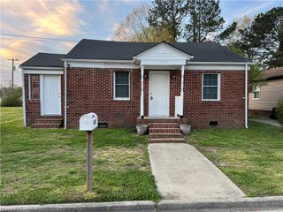 1207 Rosewood AVE, Franklin, VA 23851