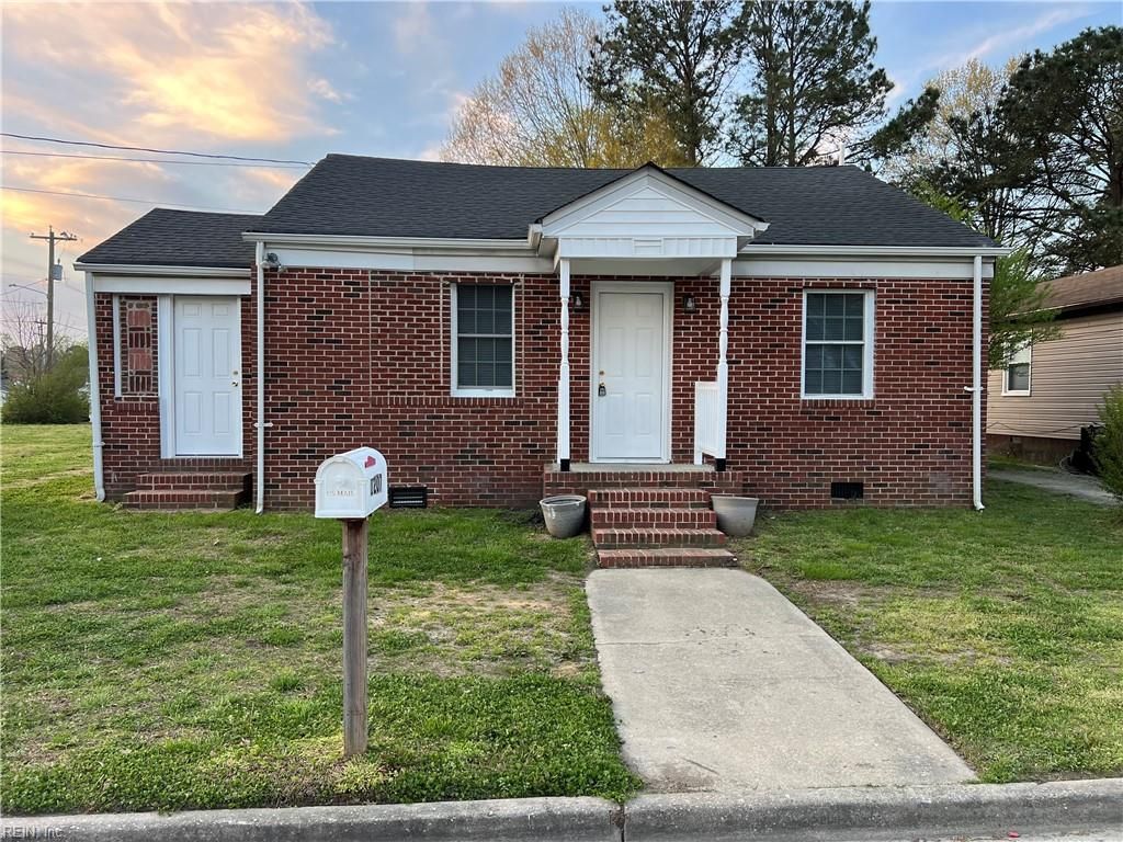 1207 Rosewood AVE, Franklin, VA 23851