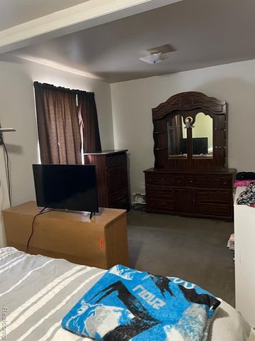 3734 Craig Drive, Flint, MI 48506