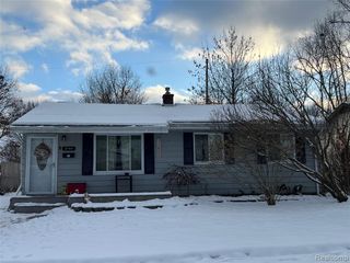 3734 Craig Drive, Flint, MI 48506