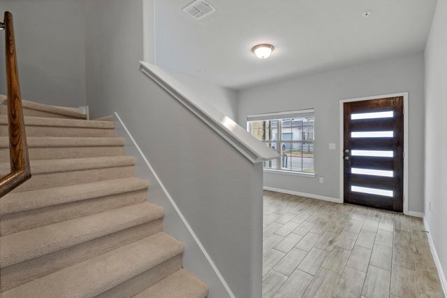 142 Thelonious DR, Austin, TX 78745