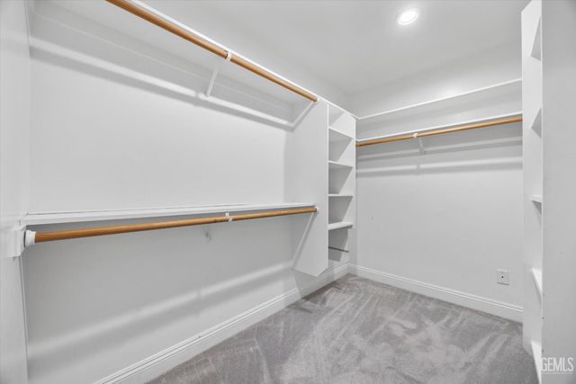 15112 Sunnybank Avenue, Bakersfield, CA 93314