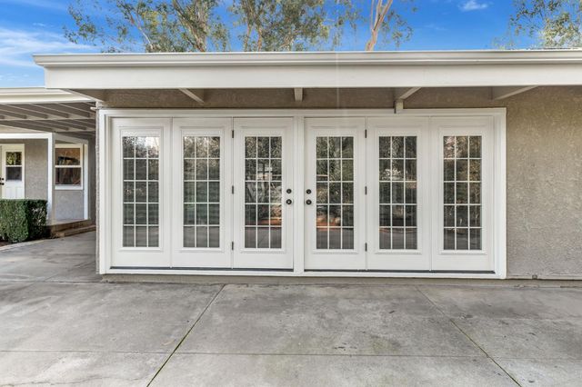 741 E Rialto Ave, Fresno, CA 93704