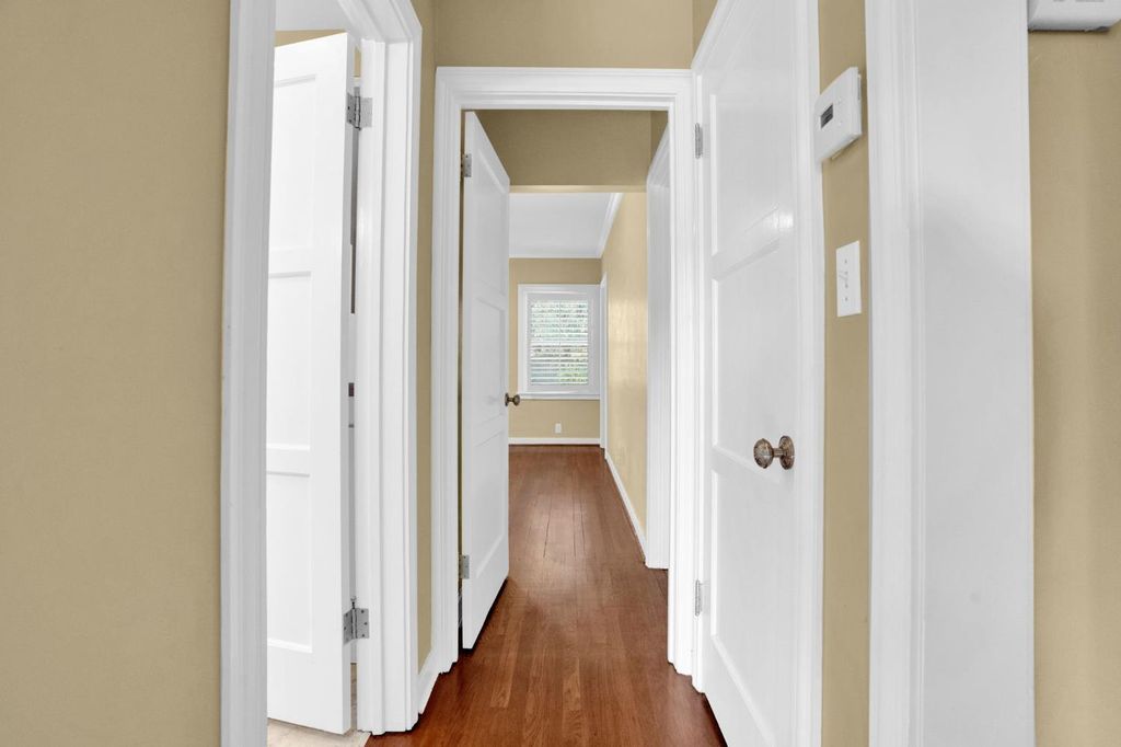 Image 17 of property listing at 741 E Rialto Ave, Fresno, CA 93704