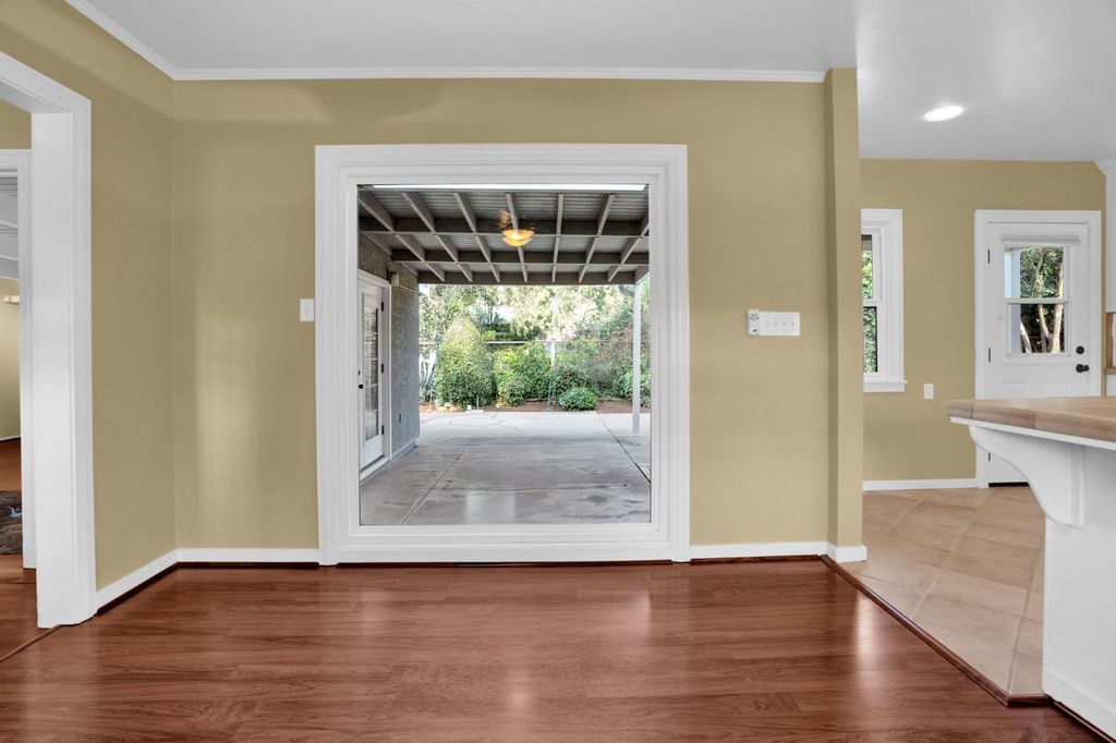 Image 22 of property listing at 741 E Rialto Ave, Fresno, CA 93704