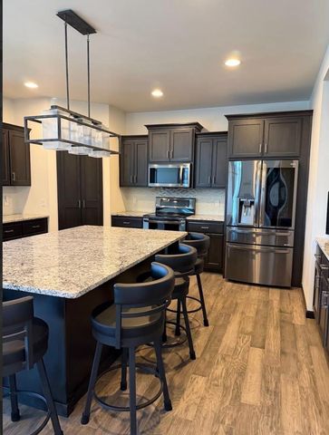 1774 APPLEWOOD DRIVE, De Pere, WI 54115