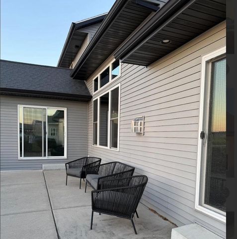 1774 APPLEWOOD DRIVE, De Pere, WI 54115