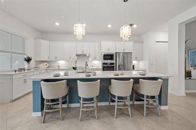 7161 INLET ISLES COURT, Lakewood Ranch, FL 34211