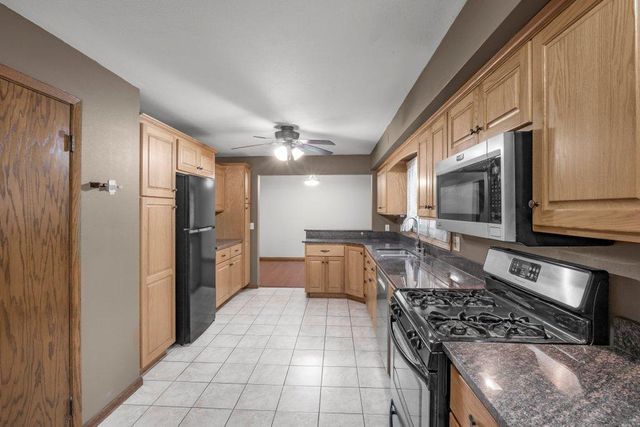 2318 10th Avenue S, Saint Cloud, MN 56301