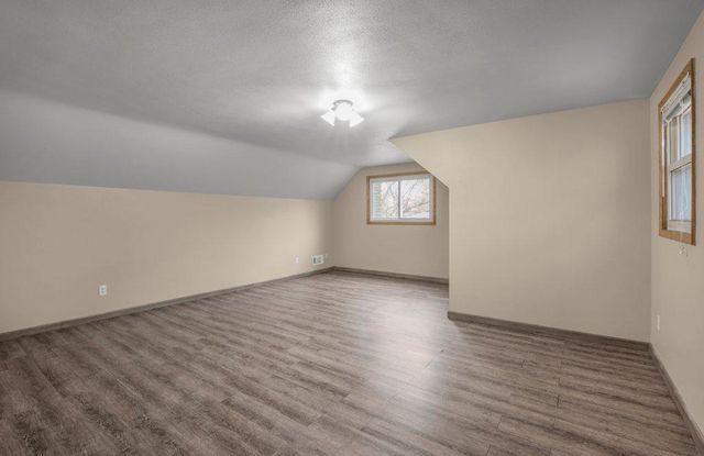 2318 10th Avenue S, Saint Cloud, MN 56301