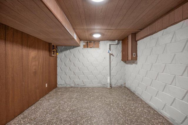 2318 10th Avenue S, Saint Cloud, MN 56301