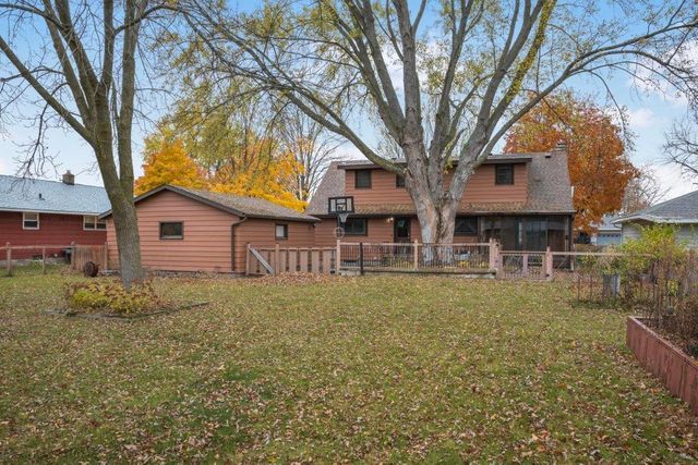 2318 10th Avenue S, Saint Cloud, MN 56301