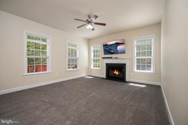 64 MACGREGOR RIDGE RD, Stafford, VA 22554